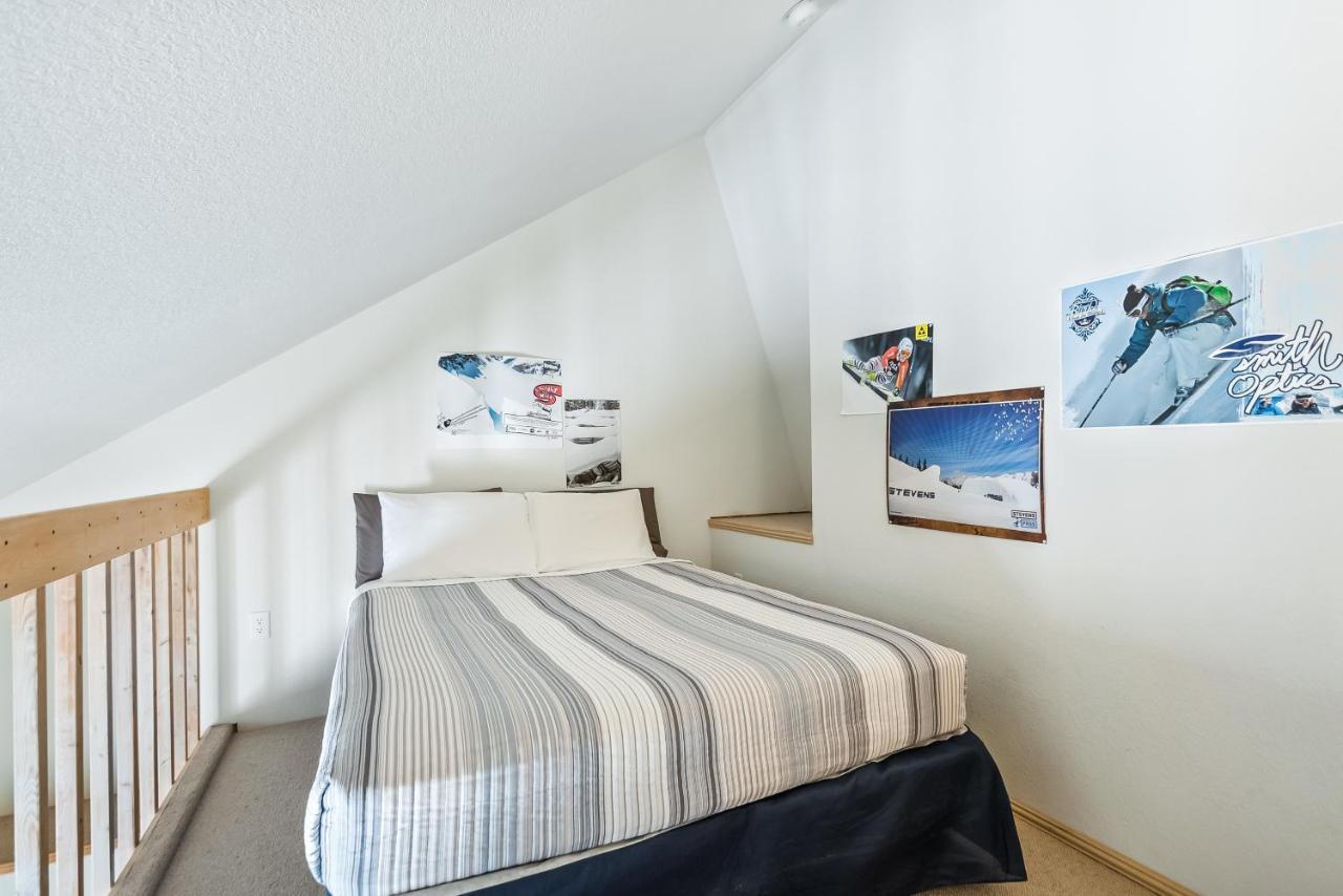 Schweitzer Ullr Retreat Villa Sandpoint Buitenkant foto