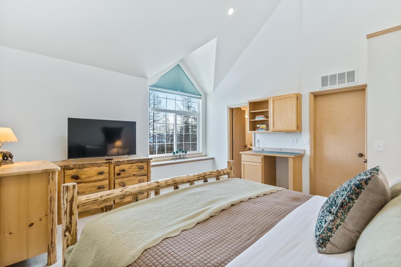 Schweitzer Ullr Retreat Villa Sandpoint Buitenkant foto